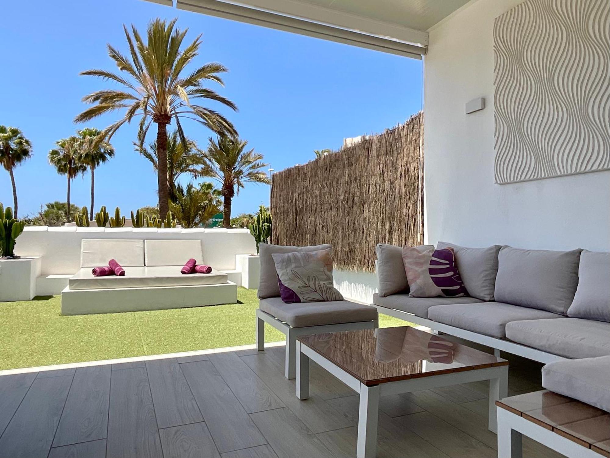 Las Americas Luxury Low-Cost Apartment With Terrace & Views Playa de las Américas Extérieur photo