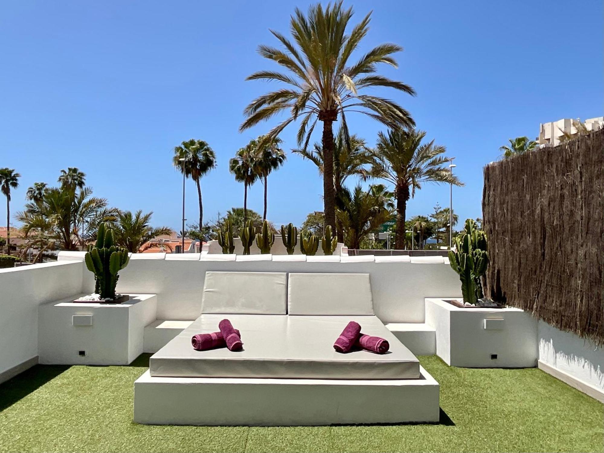 Las Americas Luxury Low-Cost Apartment With Terrace & Views Playa de las Américas Extérieur photo
